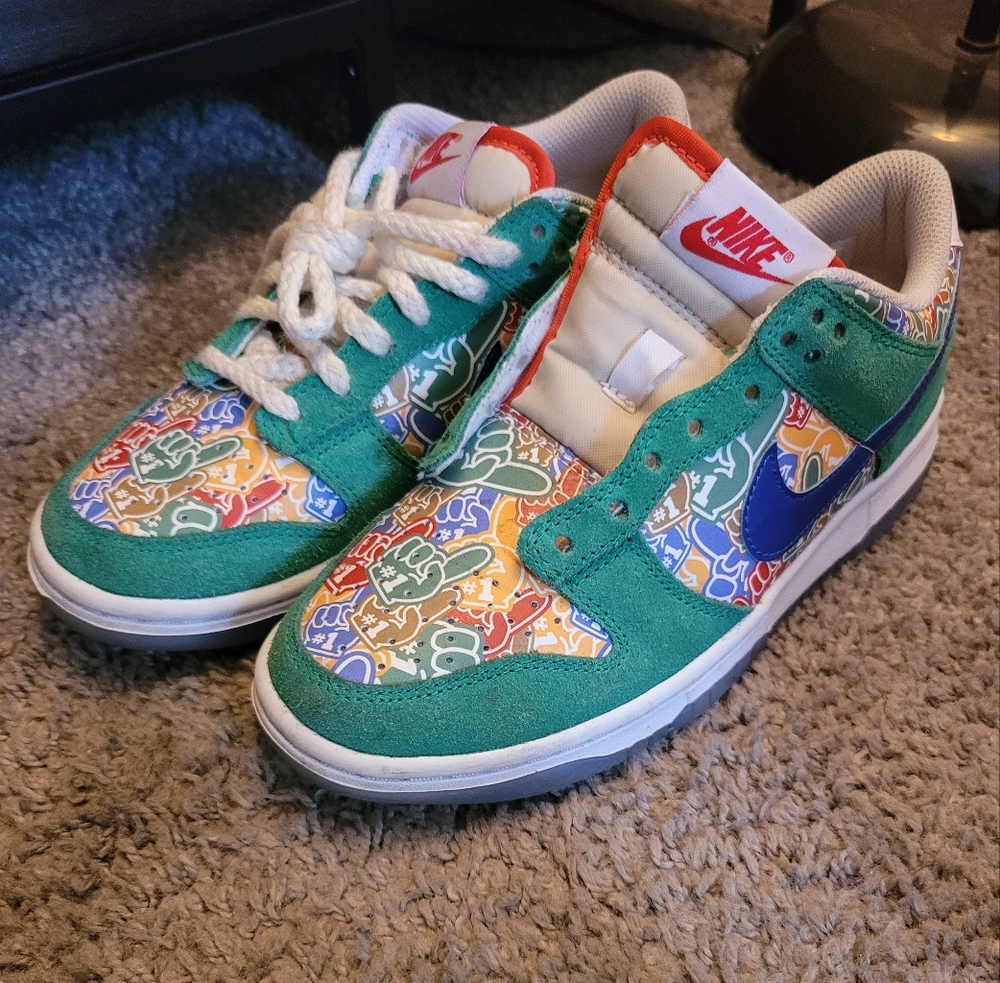 Nike Dunk LowFoam Finger Size 4.5Y